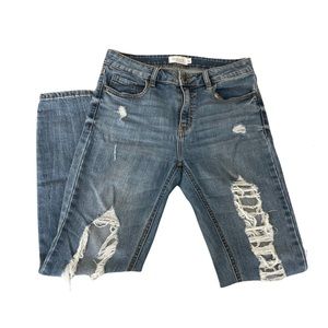 New Windsor Light Wash Distressed Skinny Jeans Size: 5